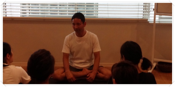 乳井真介,レッスン体験談,レッスン体験,リラヨガ,ヨガレッスン,ヨガ,ヨーガ,口コミ,評判,場所,学芸大学,学芸大学駅,どこ,リラヨガインスティテュート